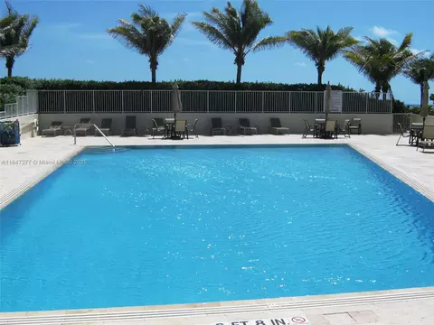 Exterior - 400 Beach Rd #802, Tequesta, FL 33469 photo 5 of 5