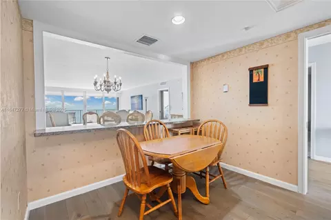 Dining - 400 Beach Rd #802, Tequesta, FL 33469 photo 5 of 6