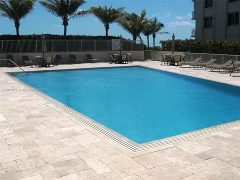 Exterior - 400 Beach Rd #802, Tequesta, FL 33469 photo 4 of 5