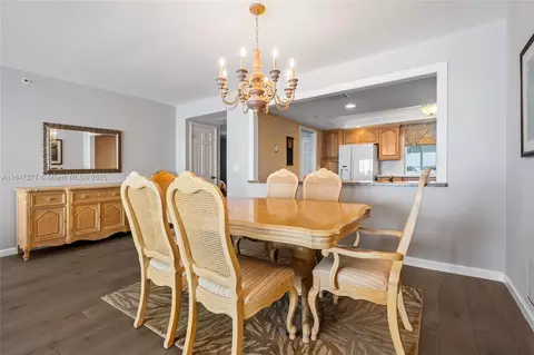 Dining - 400 Beach Rd #802, Tequesta, FL 33469 photo 3 of 6