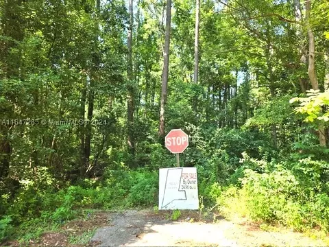 N Dawson, Thomasville, GA 31792