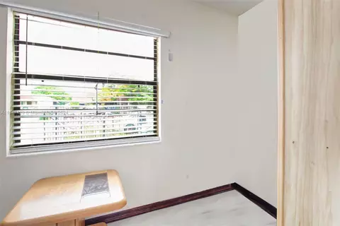 110 43rd St, Hialeah, FL 33012 photo 9