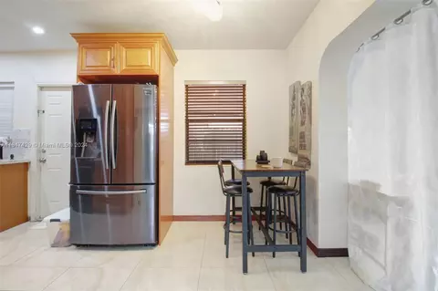 110 43rd St, Hialeah, FL 33012 photo 8