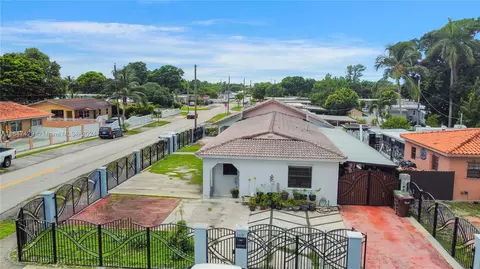 110 43rd St, Hialeah, FL 33012 photo 2
