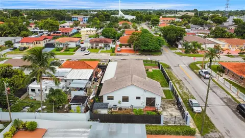 110 43rd St, Hialeah, FL 33012 photo 5