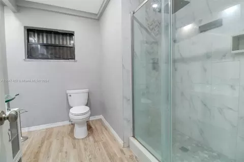 110 43rd St, Hialeah, FL 33012 photo 14