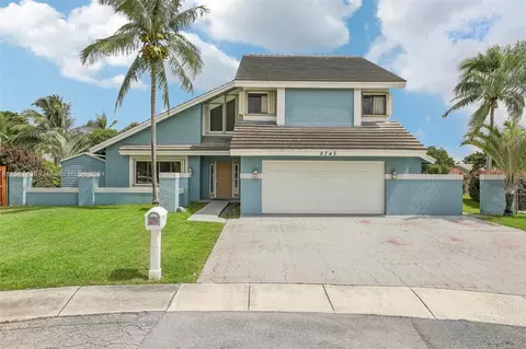 8745 SW 57th St, Cooper City, FL 33328