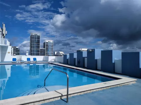 401 69th St #903, Miami Beach, FL 33141