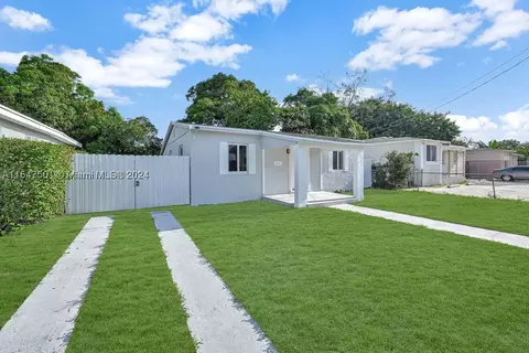 2967 NW 135th St, Opa Locka, FL 33054
