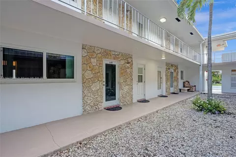 2525 W Golf Blvd #115, Pompano Beach, FL 33064