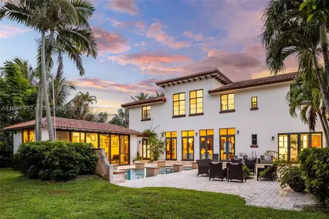 7425 SW 134 St, Pinecrest, FL 33156