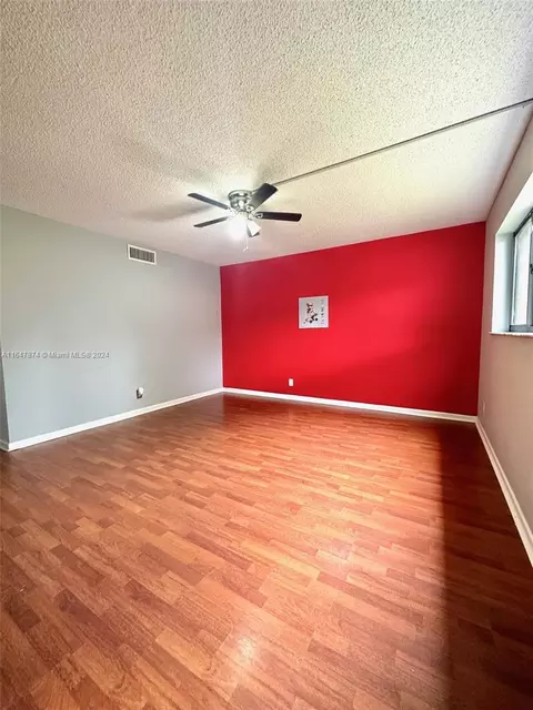 3234 N Pine Island Rd #501, Sunrise, FL 33351
