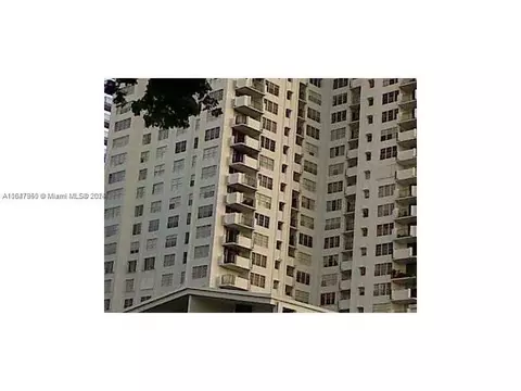 2750 NE 183rd St #707, Aventura, FL 33160