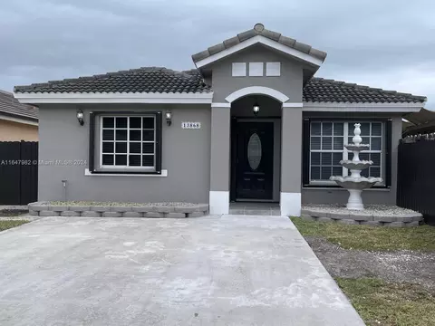 13868 SW 150 Ct, Miami, FL 33196