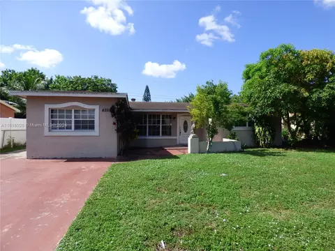 4260 NW 22nd St, Lauderhill, FL 33313
