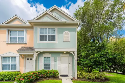 56 Truman Dr, Weston, FL 33326