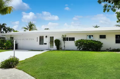 4940 NE 28th Ave, Lighthouse Point, FL 33064