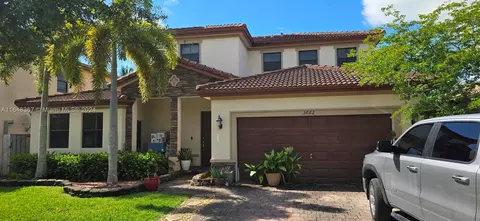 3662 SE 1st Ct, Homestead, FL 33033