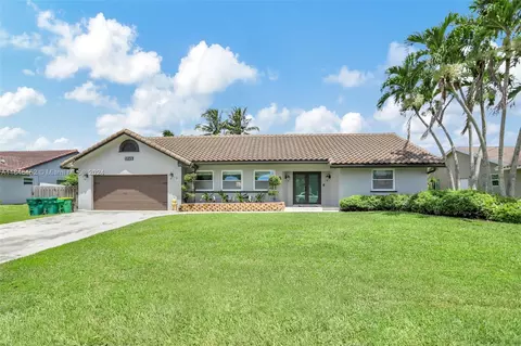 11581 NW 23rd St, Plantation, FL 33323