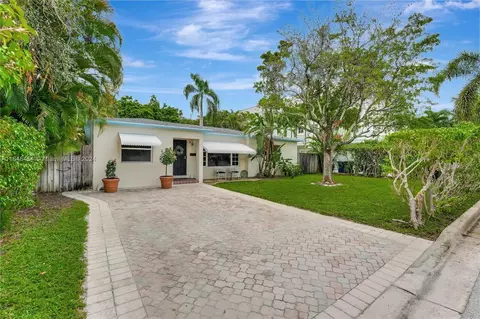 1114 NE 17th Way, Fort Lauderdale, FL 33304