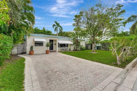 1114 NE 17th Way, Fort Lauderdale, FL 33304