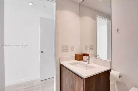 3131 NE 7th Ave #3504, Miami, FL 33137 photo 53