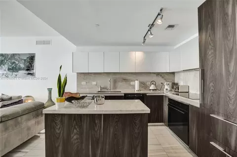 3131 NE 7th Ave #3504, Miami, FL 33137 photo 9