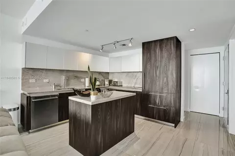 3131 NE 7th Ave #3504, Miami, FL 33137 photo 10