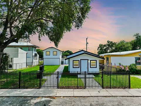 1084 NW 55th St, Miami, FL 33127