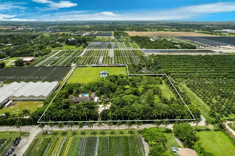 22950 SW 192nd Ave, Miami, FL 33170