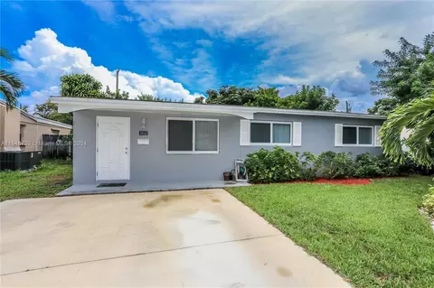 1011 N 71st Ave, Hollywood, FL 33024