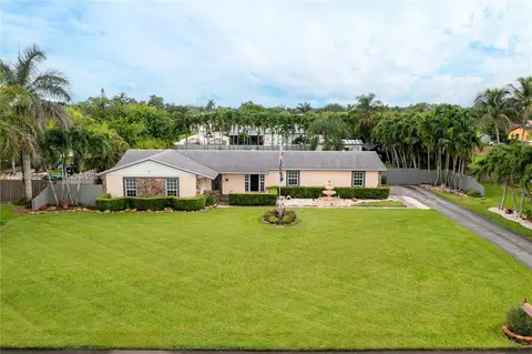 1442 NW 20th St, Homestead, FL 33030