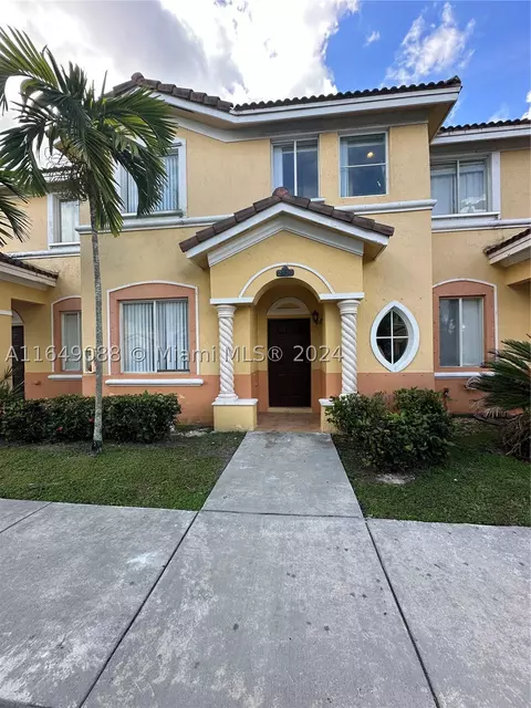 2720 SE 15th Rd #13, Homestead, FL 33035