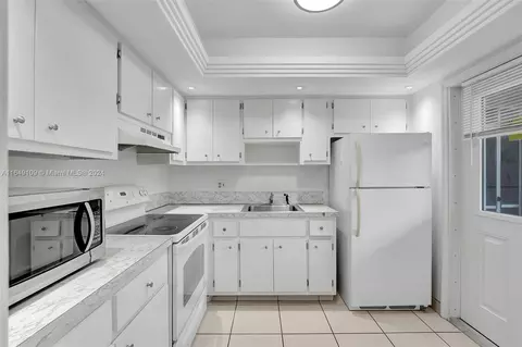 3300 NE 10th Ter #56, Pompano Beach, FL 33064