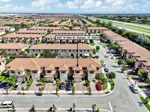 3307 W 90th St, Hialeah, FL 33018 photo 2