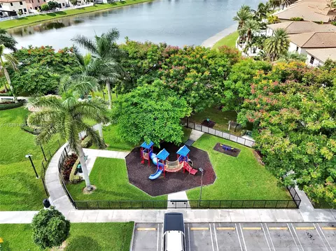 3307 W 90th St, Hialeah, FL 33018 photo 32