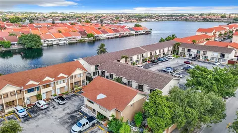 5350 W 26th Ave #118, Hialeah, FL 33016