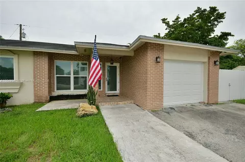 14290 SW 271st Ter, Homestead, FL 33032