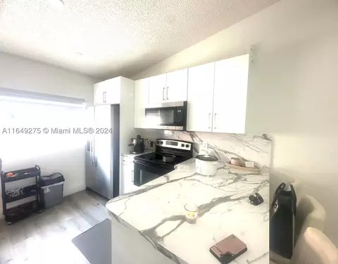 7956 W 29th Ln #201-5, Hialeah, FL 33018