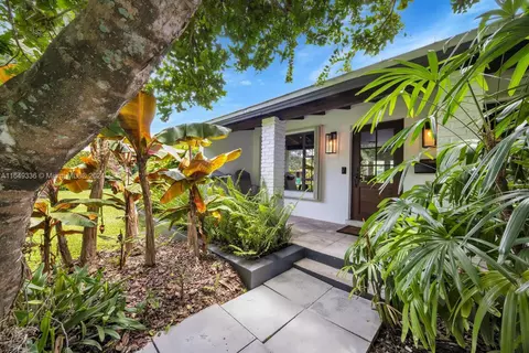 7420 SW 117th St, Pinecrest, FL 33156