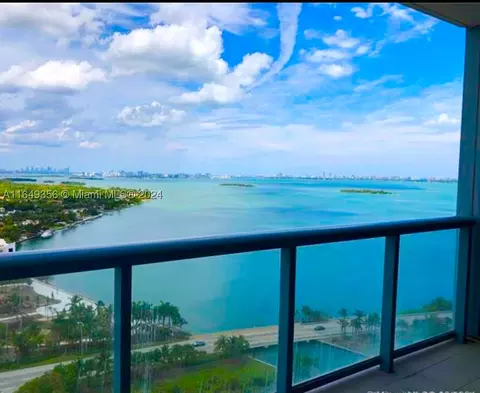 601 NE 36th St #805, Miami, FL 33137