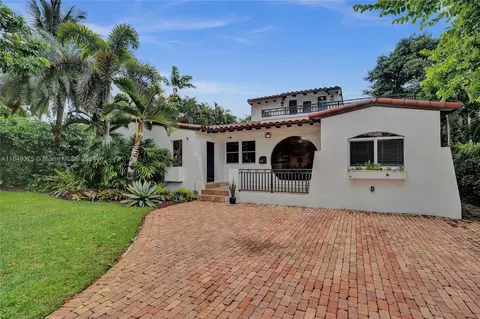 4664 SW 14th St, Miami, FL 33134