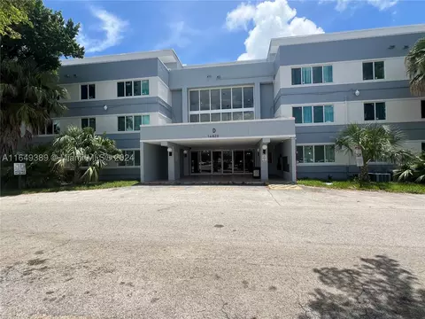 14820 Naranja Lakes Blvd #D2M, Homestead, FL 33032