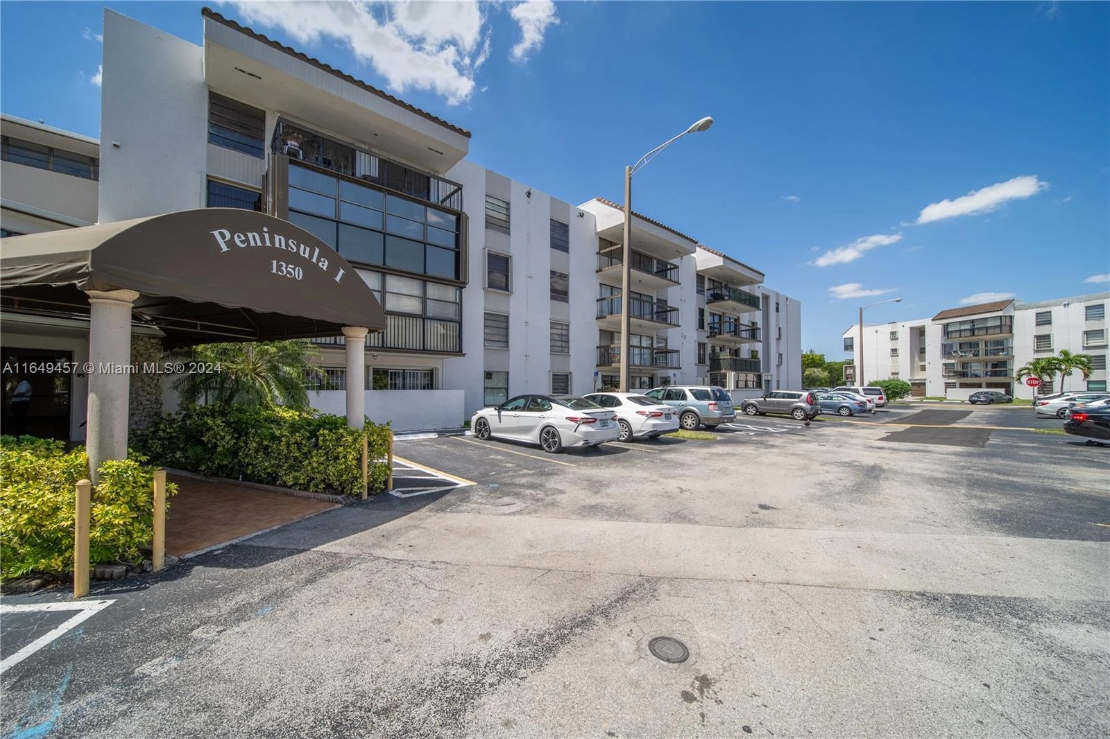 1350 SW 122nd Ave Unit 306  