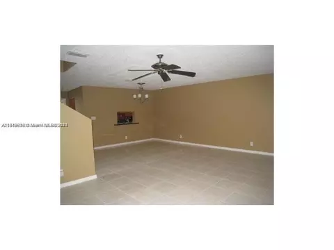 1209 Hampton Blvd #1209, North Lauderdale, FL 33068