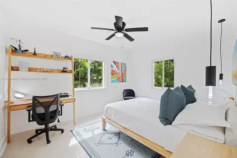 8256 NE 3rd Ct, Miami, FL 33138 photo 21