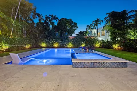 8256 NE 3rd Ct, Miami, FL 33138 photo 33