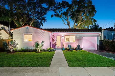 8256 NE 3rd Ct, Miami, FL 33138 photo 3