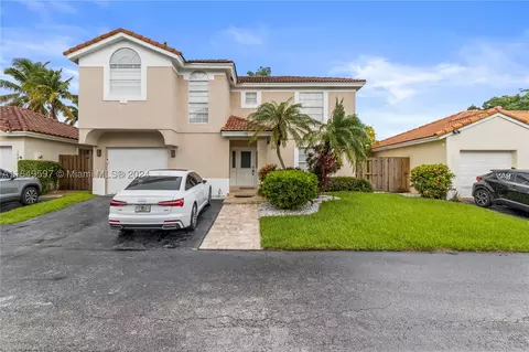 5595 NW 102nd Ct, Doral, FL 33178