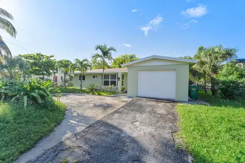 4500 NW 11th St, Lauderhill, FL 33313
